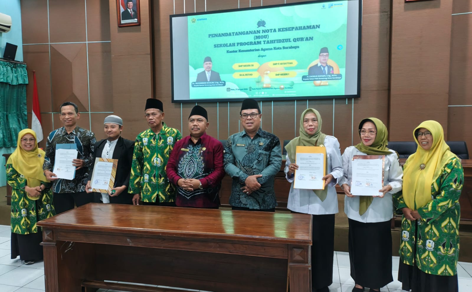Penandatanganan MoU SD Al-Irsyad Surabaya Program Tahfidzul Qur’an Bersama Kemenag Kota Surabaya